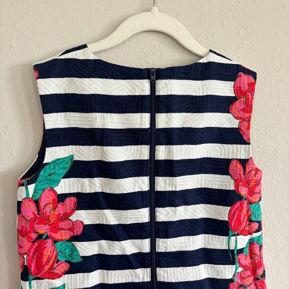 Vineyard Vines Girls Size 12 Magnolia Floral Stripe Sleeveless Shift Dress - Picture 4 of 6